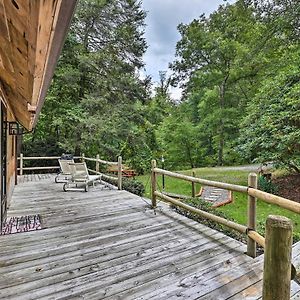 Quiet Max Meadows Cabin, 12 Acres Of Property Exterior photo