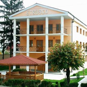 Hotel Etrusco Gherla Exterior photo