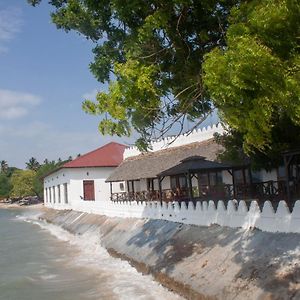 Sea View Beach Hotel Zanzibar Exterior photo