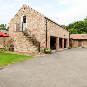 The Stables, Crayke Lodge Exterior photo