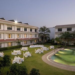 Hotel Express Residency-Jamnagar Sika  Exterior photo