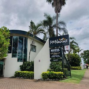 Mcnevins Maryborough Motel Exterior photo