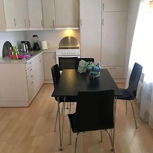 Cozy Apartment For 6 In Torshavn Exterior photo