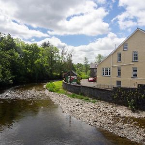 Riverbank Bed And Breakfast Llanwrtyd Wells Exterior photo