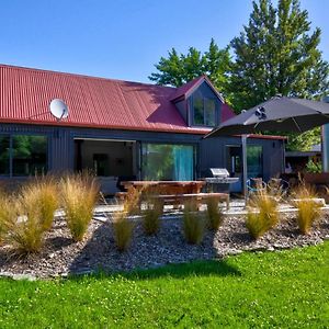 Arrowtown Red Cottage With Spa Exterior photo
