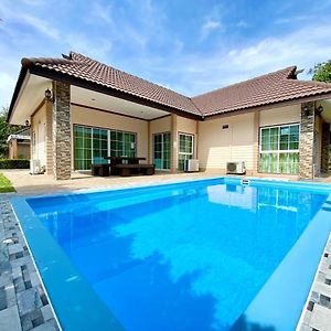 Sand-D House Pool Villa A13 At Rock Garden Beach Resort Rayong Mae Phim Exterior photo
