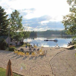 The Pines Cottage On The Lake Otter Lake Exterior photo