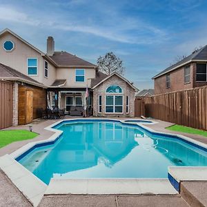 * *Astounding House **Perfect For Family And Friends , Pool , Hot Tub, & Game Room Allen Exterior photo
