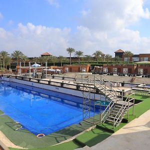 Byootbay Resort & Club 'Ezbet Sharikat Wardan Exterior photo
