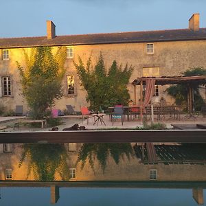 Le Manoir De Gatines Bed & Breakfast Tigne Exterior photo