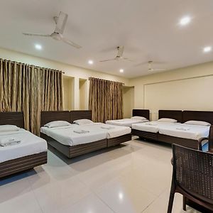 Hotel Galaxy Inn-Best Business Hotel In Kolhapur Exterior photo