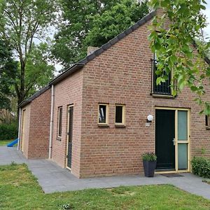 Vakantiewoning Maas En Waal 100 Ewijk Exterior photo