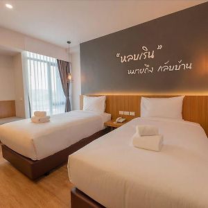 B2 Surat Thani Premier Hotel Exterior photo