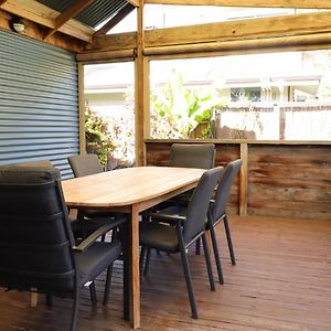 South Freo Bungalow - Winter Centre Of Cafes South Fremantle Exterior photo