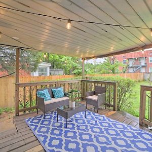 Pet-Friendly Tulsa Digs With Deck And Fenced Yard Villa Exterior photo