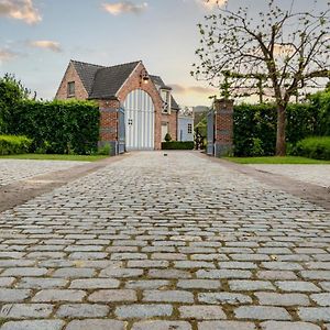 'T Poorthof Bed & Breakfast Borgloon Exterior photo