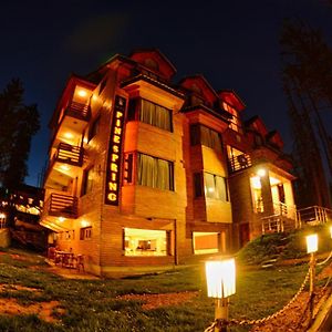 Hotel Pine Spring Gulmarg Exterior photo