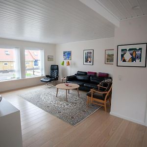 4 Bedroom Townhouse / Walks / Museum Torshavn Exterior photo