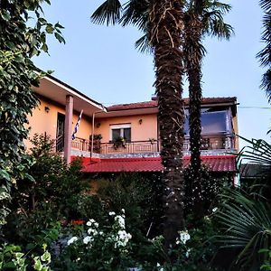 Rania'S Guest House Aridaia Exterior photo