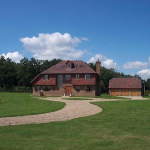 Farmhouse: Beautiful Rural Location. London From 60 Minutes. Guest House Ashford  Exterior photo