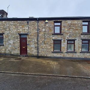 Perfect Location 3 Bed Serviced Apartment With Bike Storage For Bpw. Close To Brecon Beacons Merthyr Tydfil Exterior photo