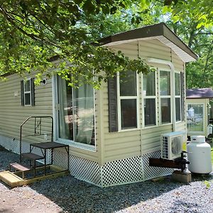 The Vintage Rv'S At Wilderness Presidential Camp Resort By Tripforth Spotsylvania Exterior photo