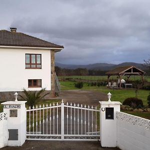 El Rancho Busto - Luarca Villa Exterior photo