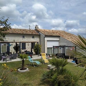 B&B Bel Agave Saint-Georges-des-Agouts Exterior photo