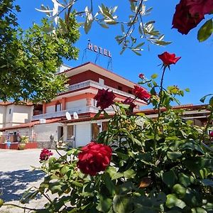 Hotel Avra Korinos Exterior photo