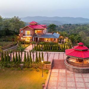 Stayvista At Dhauladhar House - Luxurious Chateau In Kangra Dharamshala Exterior photo
