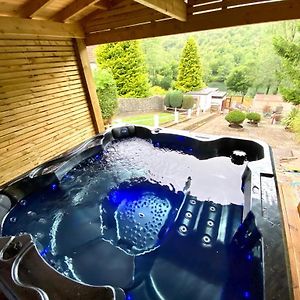 Lakeside View With Hot Tub Abertillery Exterior photo