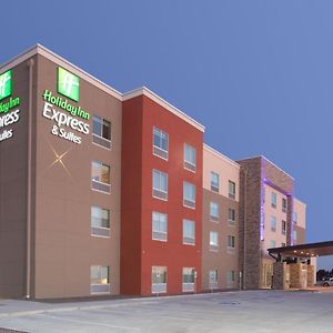 Holiday Inn Express & Suites - Goodland I-70, An Ihg Hotel Exterior photo