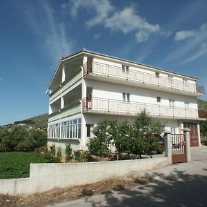 Apartments By The Sea Seget Donji, Trogir - 2041 Exterior photo