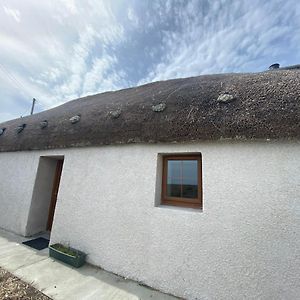 An Taigh Dubh- One Bedroomed Cottage Creagorry Exterior photo