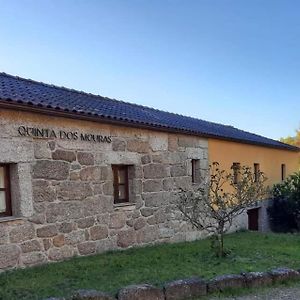 Quinta Dos Mouras B&B Rebordoes  Exterior photo