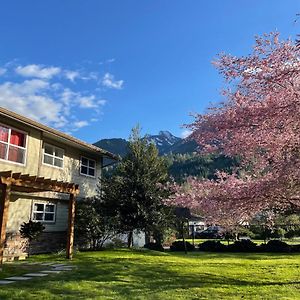 Unique Upper Suite Near Lakes, River, Hiking, Fishing, Bike Trails Chilliwack Exterior photo