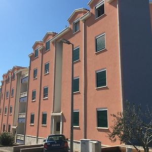 Apartments With A Parking Space Rastici, Ciovo - 16798 Trogir Exterior photo