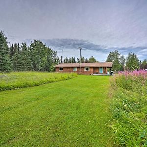 Spacious Soldotna Home Near Kenai River! Exterior photo