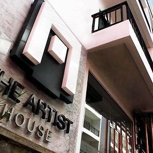 The Artist House Hotel Patong Exterior photo