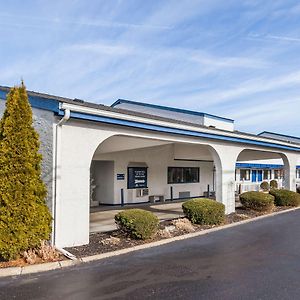 Days Inn By Wyndham Kent - Akron Exterior photo