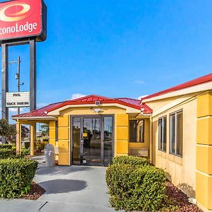 Econo Lodge Norwalk Exterior photo