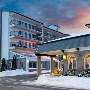 Super 8 By Wyndham Niagara Falls By The Falls Exterior photo