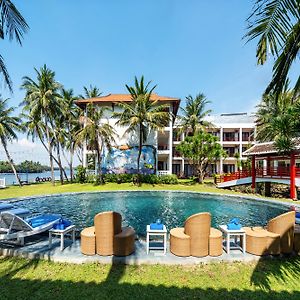 River Beach Resort & Residences Hoi An Exterior photo