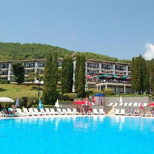 Hotel Makpetrol Struga Exterior photo