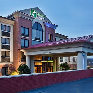 Holiday Inn Express & Suites Greenville-Downtown, An Ihg Hotel Exterior photo