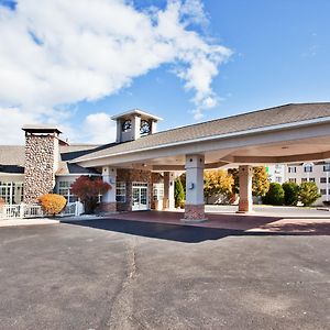 Holiday Inn Express St Ignace-Lake Central, An Ihg Hotel Saint Ignace Exterior photo