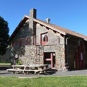 Le Gite Du Velay Bains Exterior photo