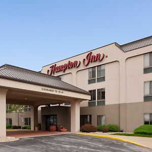 Hampton Inn Cedar Rapids Exterior photo