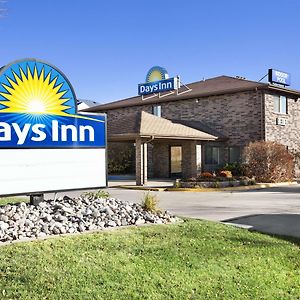 Days Inn By Wyndham Columbia Mall Grand Forks Exterior photo