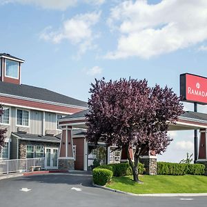 Ramada By Wyndham Moses Lake Exterior photo